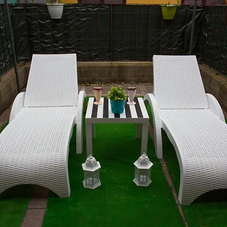 In Love Apartment *